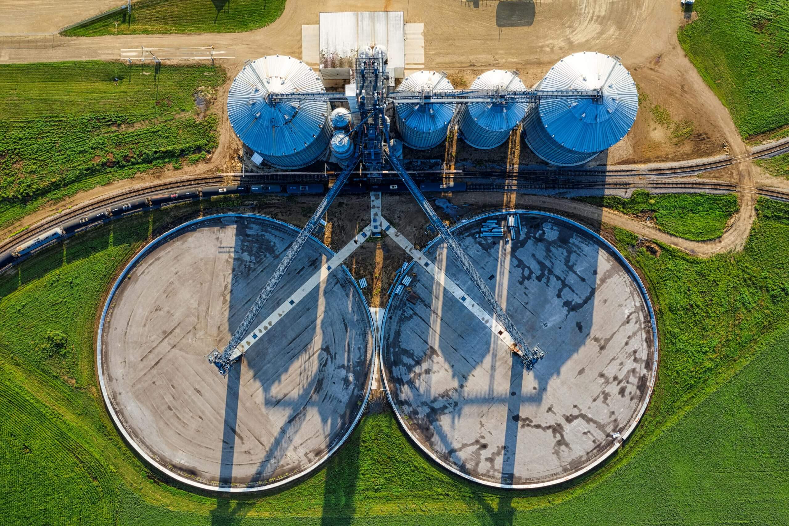 Aerial view of a refinery facility representing Dania Trading's global sourcing partners